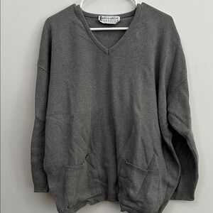Allen Allen Gray V-Neck Sweater